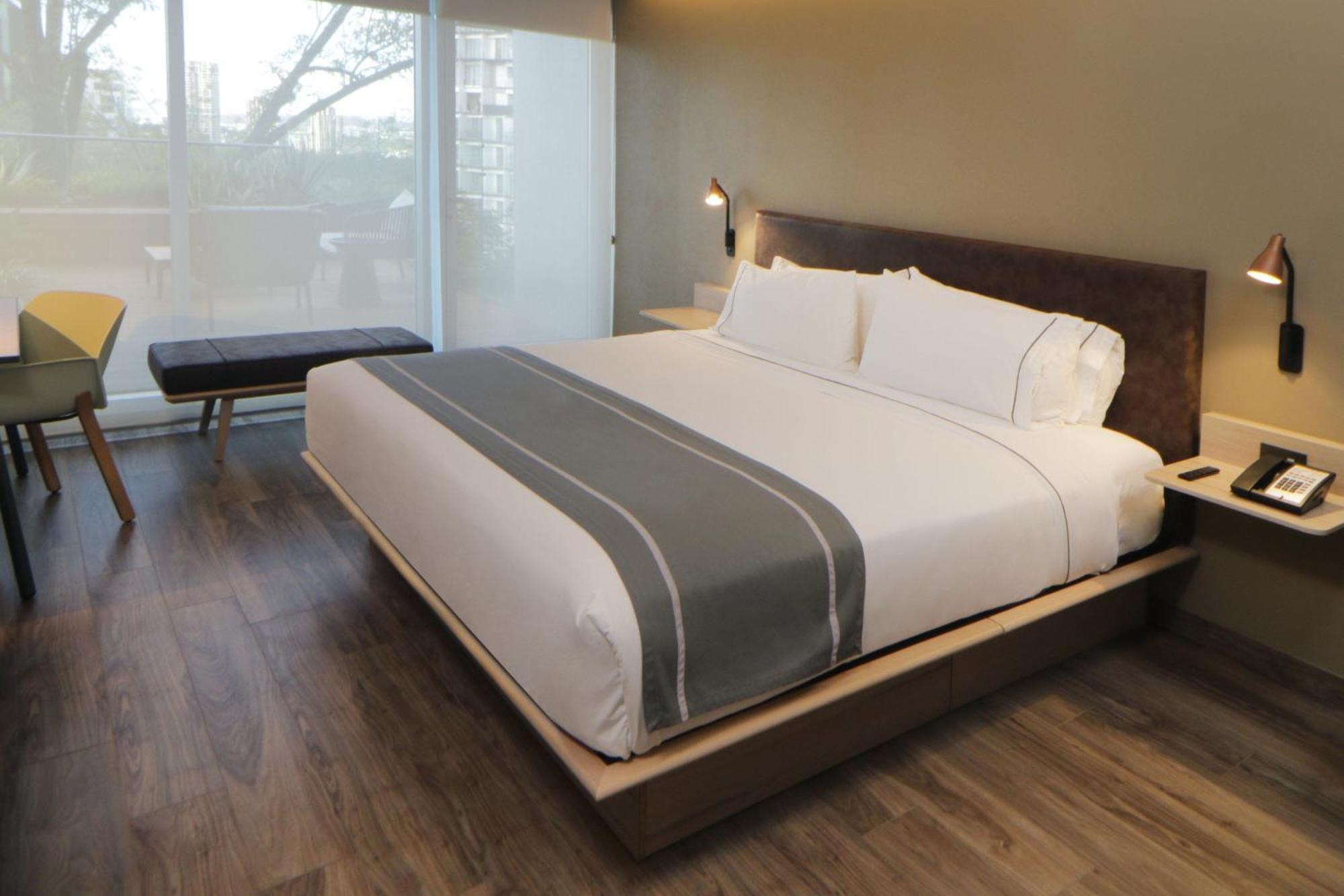 City Express Plus By Marriott Guadalajara Providencia Exteriér fotografie