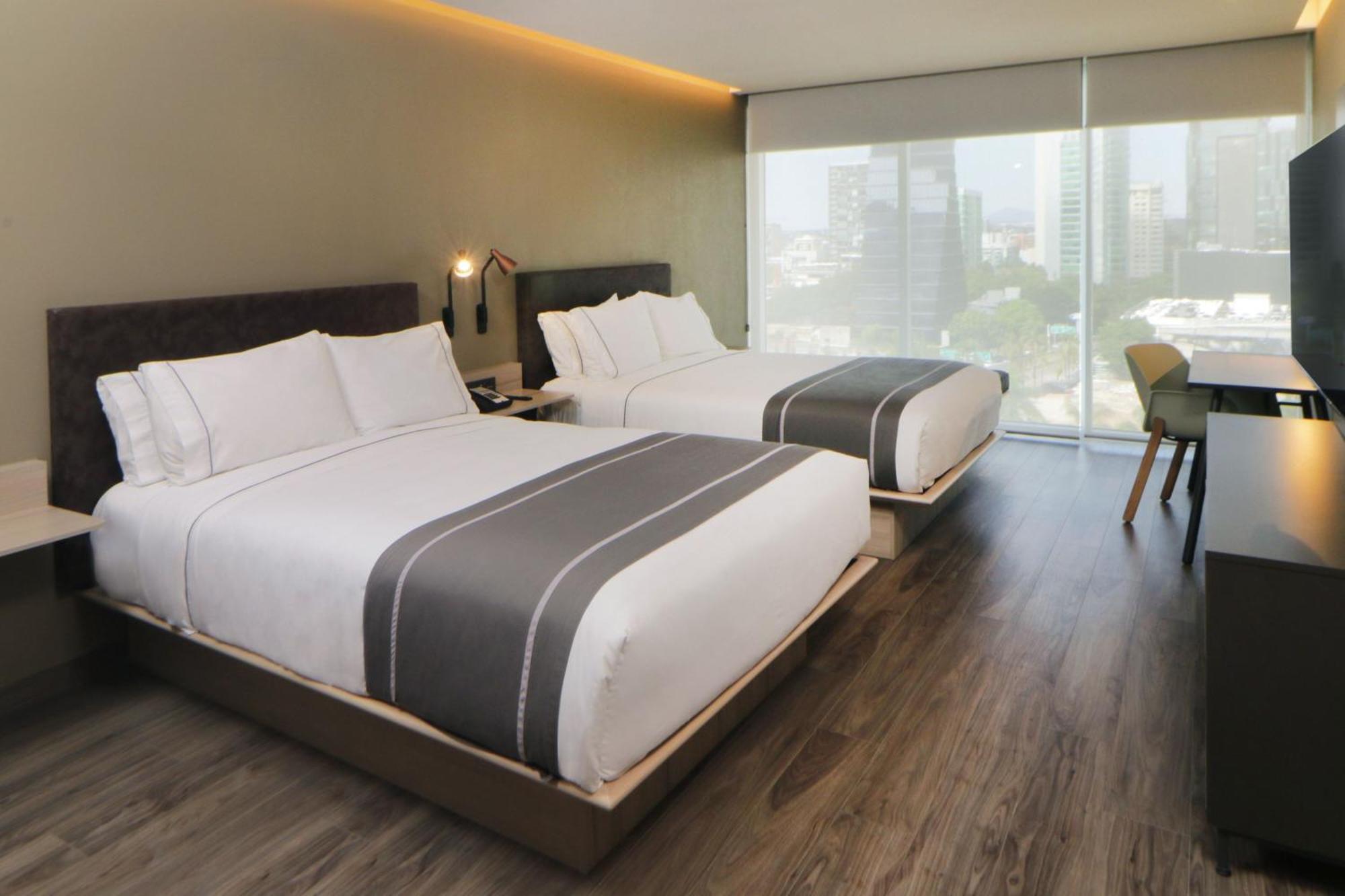 City Express Plus By Marriott Guadalajara Providencia Exteriér fotografie