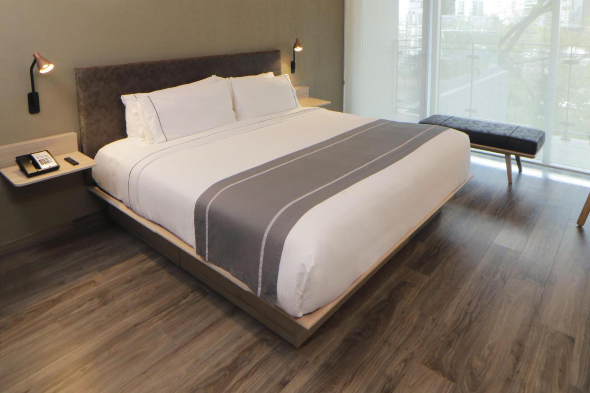 City Express Plus By Marriott Guadalajara Providencia Exteriér fotografie