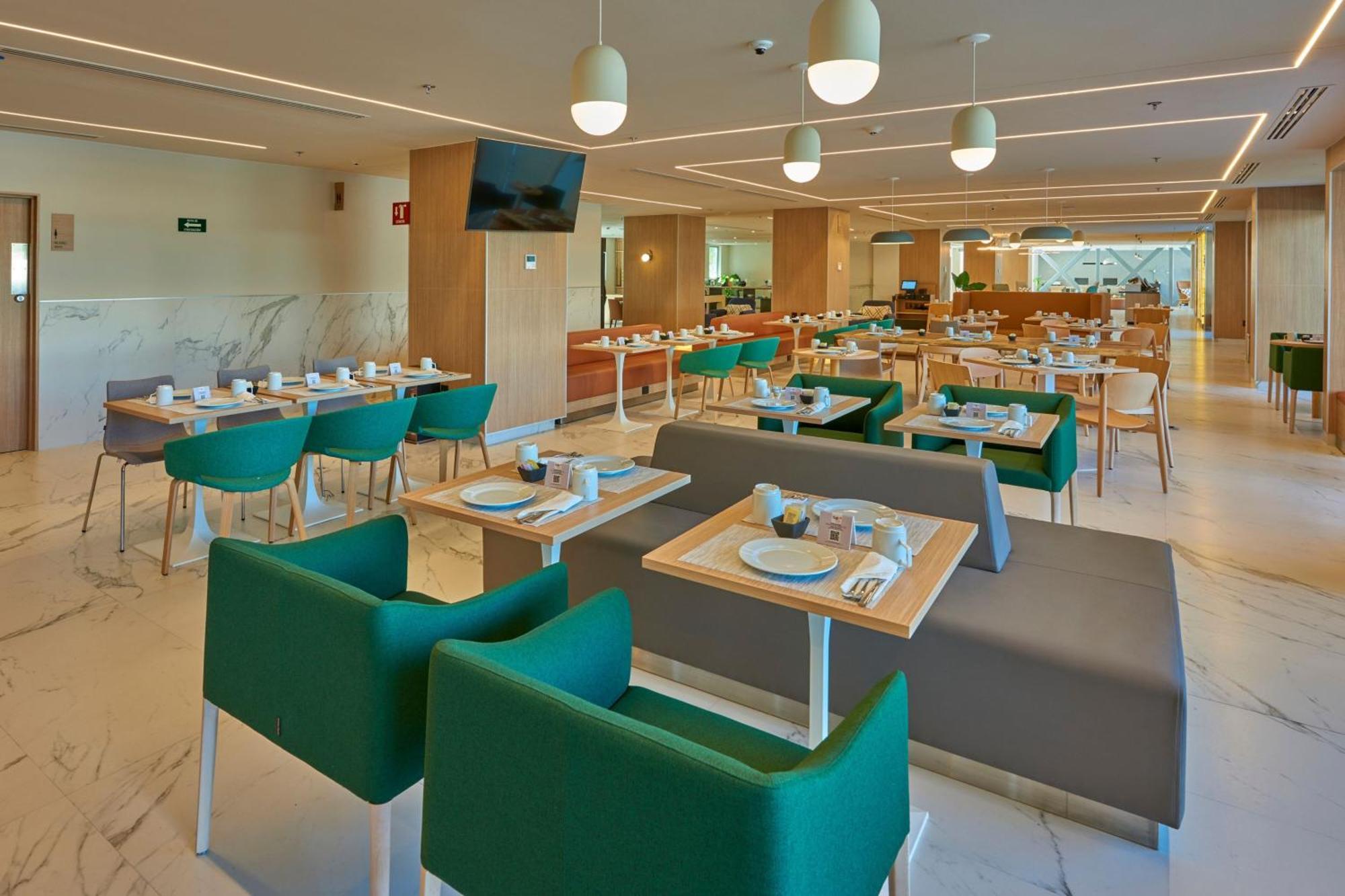City Express Plus By Marriott Guadalajara Providencia Exteriér fotografie