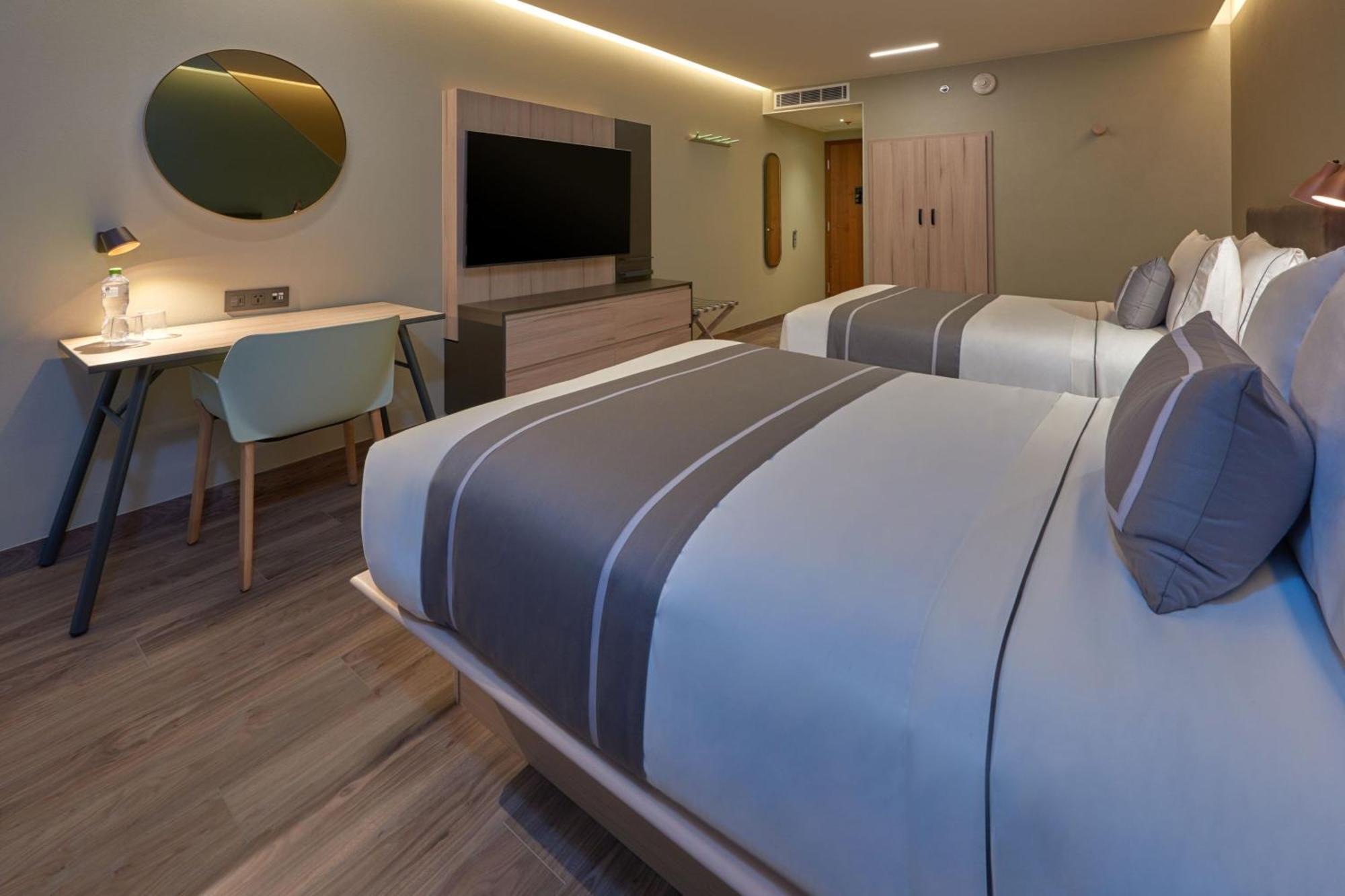 City Express Plus By Marriott Guadalajara Providencia Exteriér fotografie